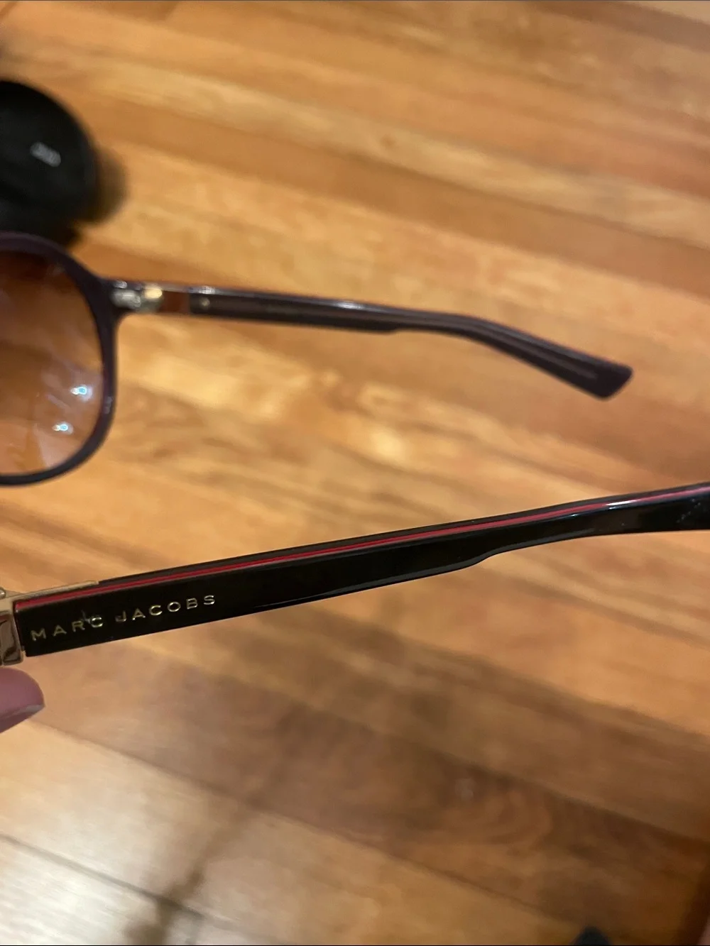 Marc Jacobs Women's Black Frame Sunglasses with Brown Gradient Lenses